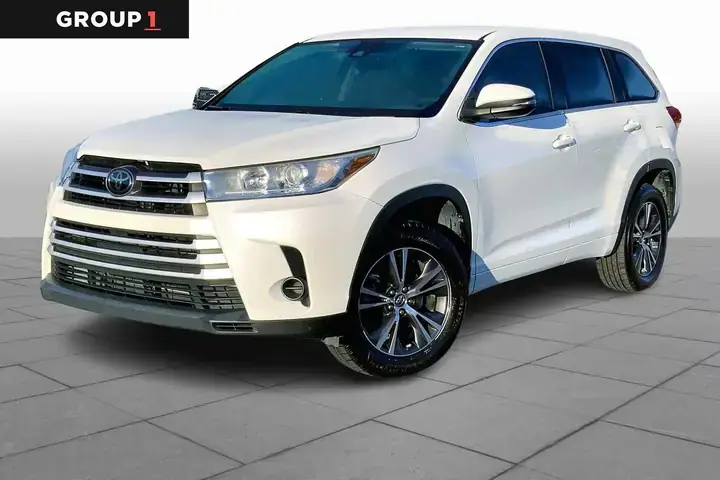 So Sánh Toyota Highlander 2017 Và Ford Explorer 2017