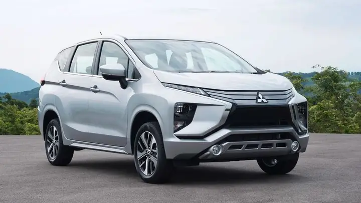 So Sánh Toyota Rush Và Outlander
