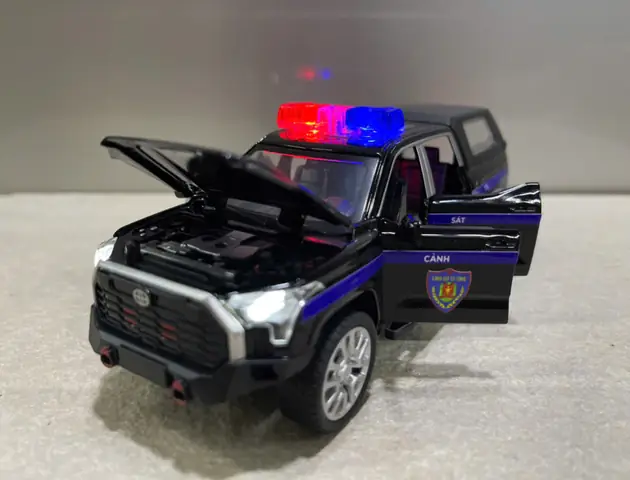 So Sánh Toyota Tundra Và Ford F150