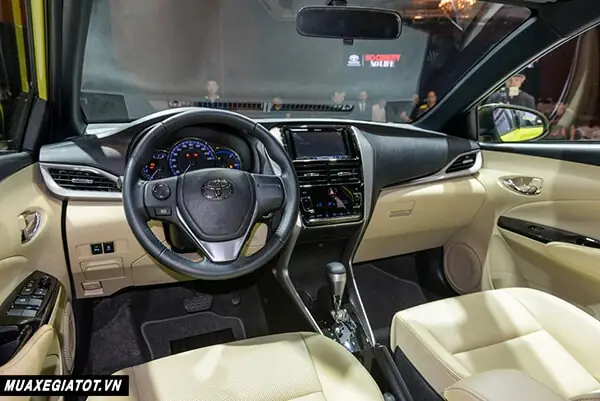 So Sánh Toyota Yaris Và Mazda 2 Hatchback 2018