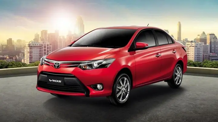 So Sanh Xe Chevrolet Cruze Va Toyota Vios