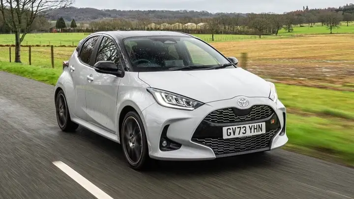 So Sánh Xe Honda Jazz Và Toyota Vios