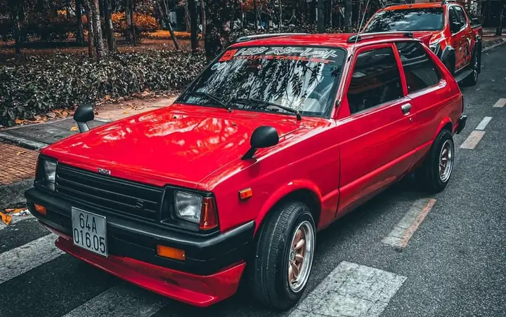 Tap Lo Xe Ô Tô Toyota Corona Doi 1984 Tap Lo Xe Ô Tô Toyota Corona Doi 1984