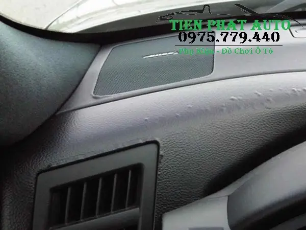 Taplo Toyota Camry Lam Da That Hay Gia Da