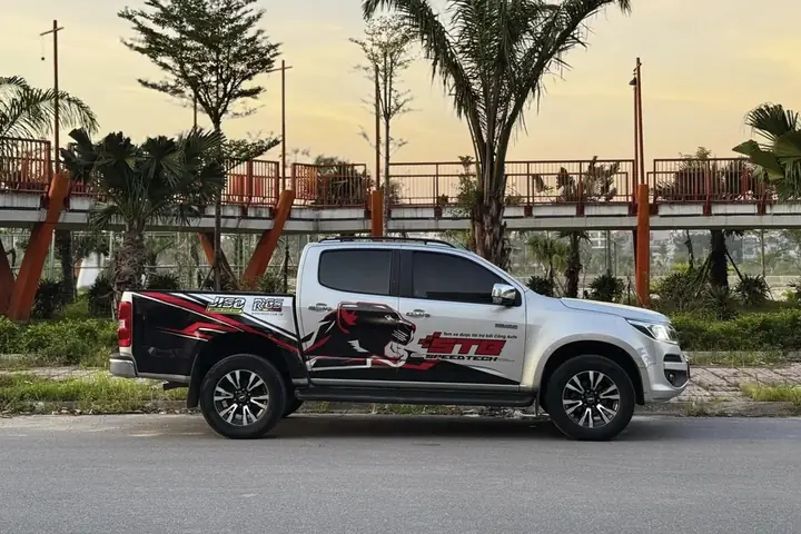 Thanh Lý Xe 16 Chỗ Toyota Hai