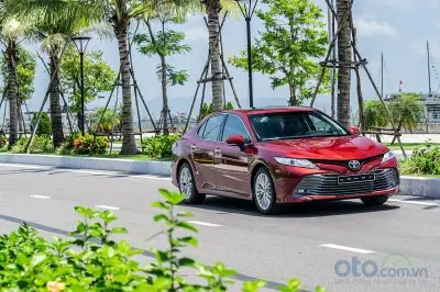 Thông Số Kỹ Thuật Toyota Camry 2018