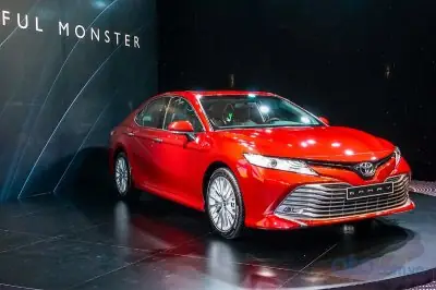 Thông Số Kỹ Thuật Toyota Camry 2019