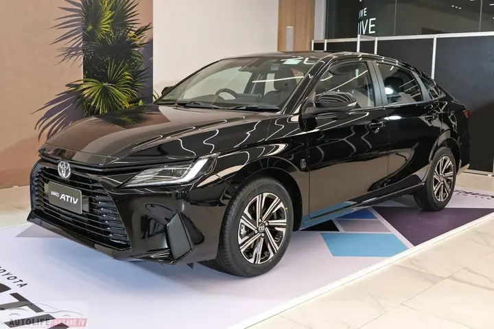 Thông Số Kỹ Thuật Toyota Yaris Thai Lan 2015