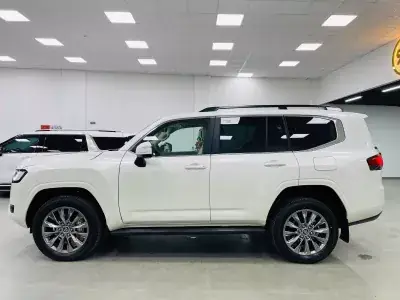 Thông Số Kỹ Thuật Xe Toyota Land Cruiser