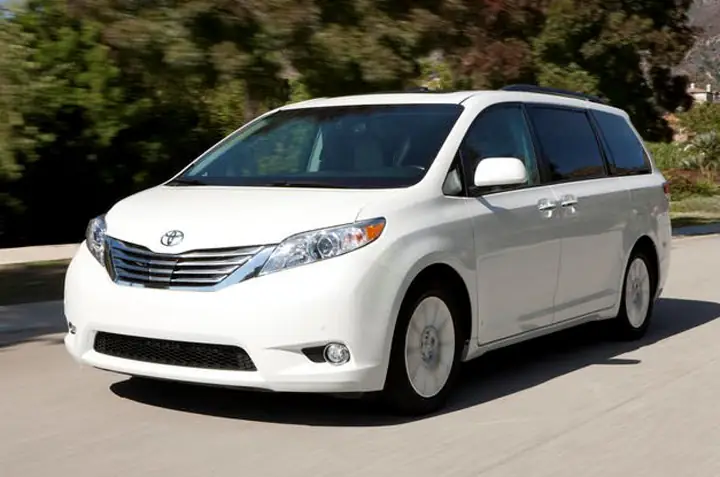 Thue Xe 7 Cho Toyota Sienna