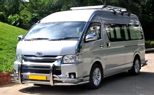 Toyota 10 Seater Van Price In India