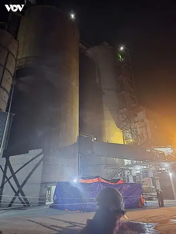 Toyota 11 Nguoi 4 Nguoi Chet Toyota 11 Nguoi 4 Nguoi Chet
