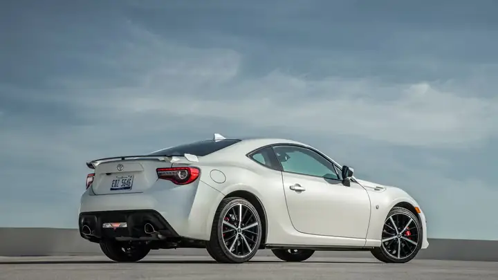 Toyota 2 Door Sports Car 86
