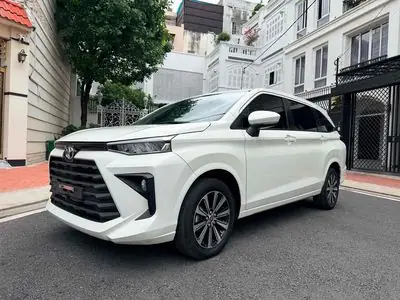 Toyota 7 Chỗ Nhập Khẩu Cũ