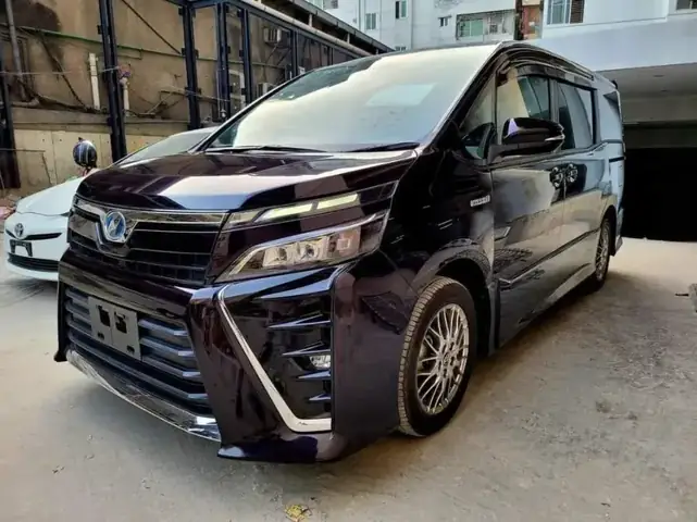 Toyota 7 Seater Cars In Kenya