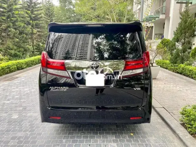 Toyota Alphard 2016 Giá Bao Nhiêu