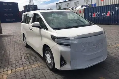 Toyota Alphard 2019 Là Chuyên Cơ Mặt Đất