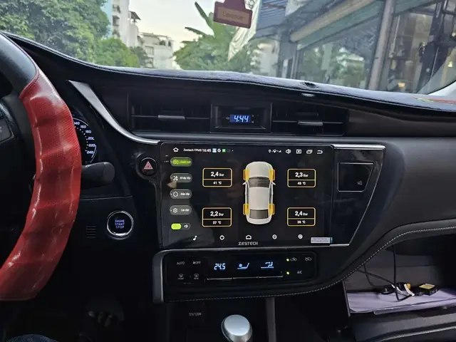 Toyota Altis 2018 Đi Nội Đô