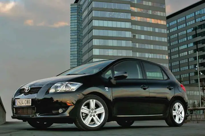 Toyota Auris D4d 126 Fiche Technique