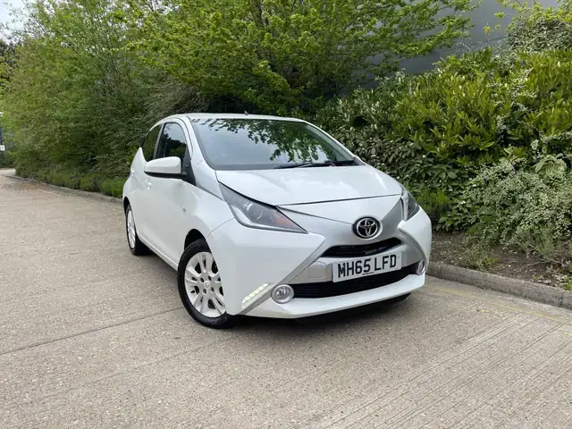 Toyota Aygo 1.0 5dr Tốt Không