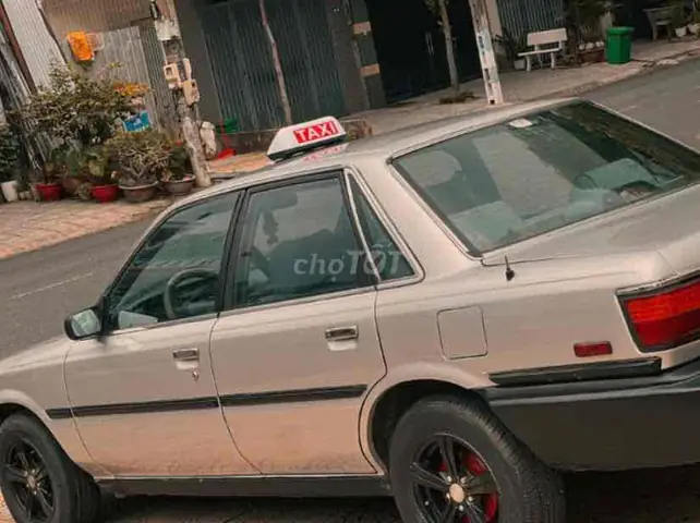 Toyota Camry 1990 So Tu Dong