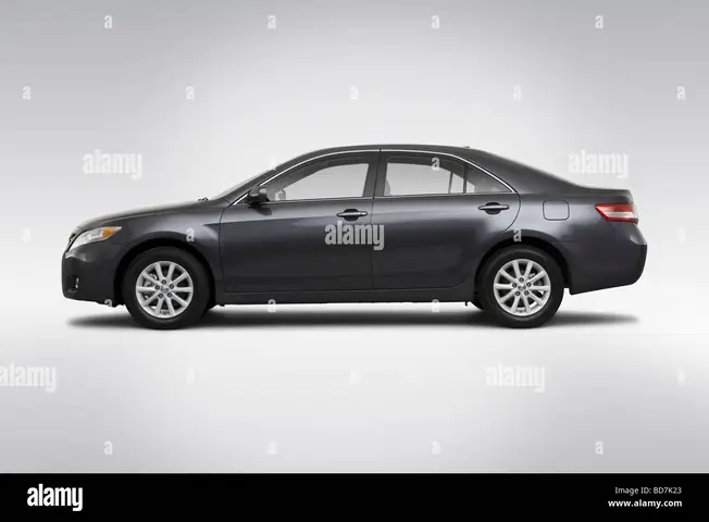 Toyota Camry 2010 Side View Black Toyota Camry 2010 Side View Black