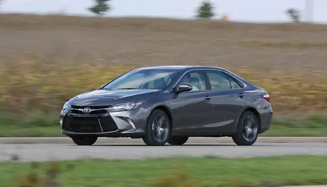 Toyota Camry 2017 On The Test Road