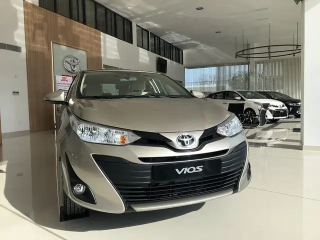 Toyota Camry 2019 Về Việt Nam Giá