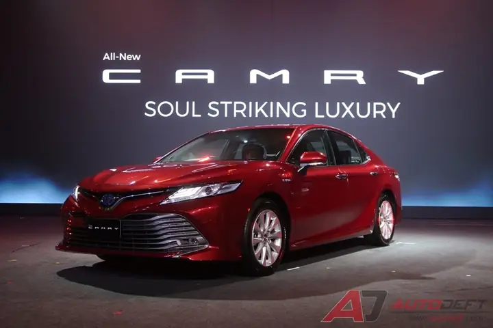Toyota Camry Lắp Ráp Nhập Khẩu