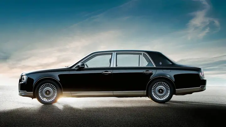 Toyota Century Royal Thế Hệ Thứ 3