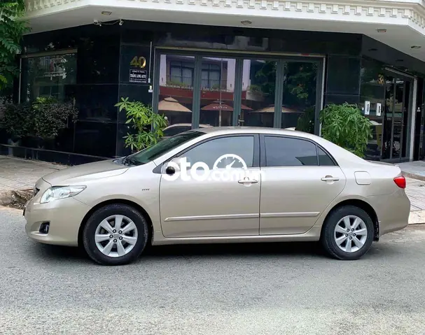 Toyota Corolla Altis 1.8 G 2010 Price In India