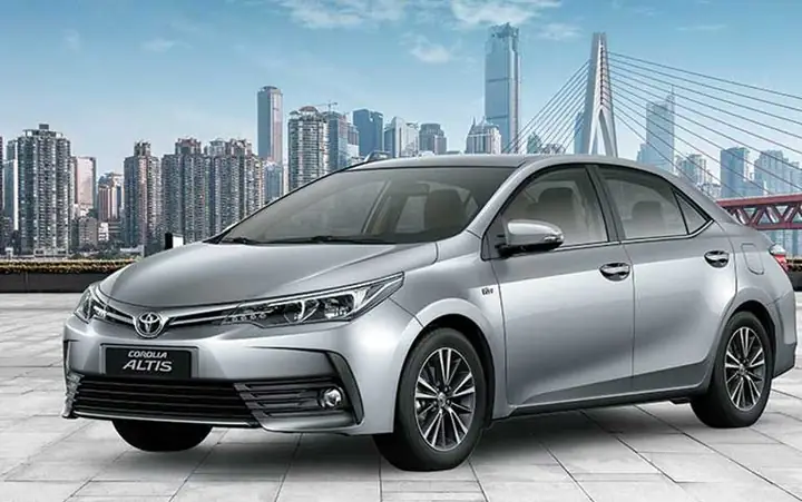 Toyota Corolla Altis 1.8g Cvt 2019