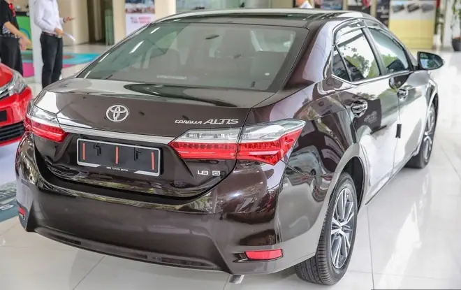 Toyota Corolla Altis G 1.8 2017
