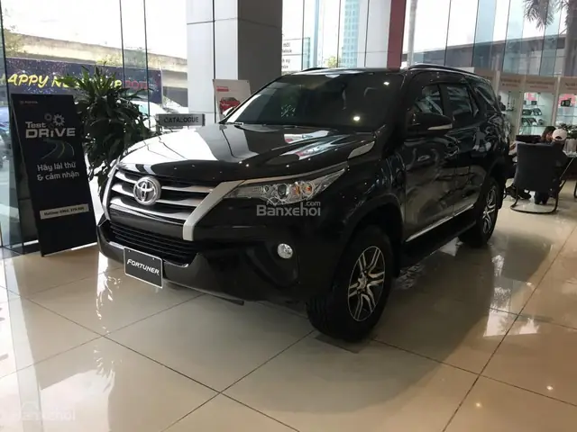 Toyota Fortuner 2018 Máy Dầu Số Sàn