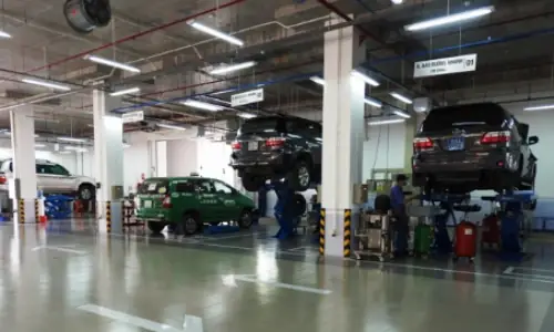 Toyota Hùng Vương Chi Nhánh Tân Tạo