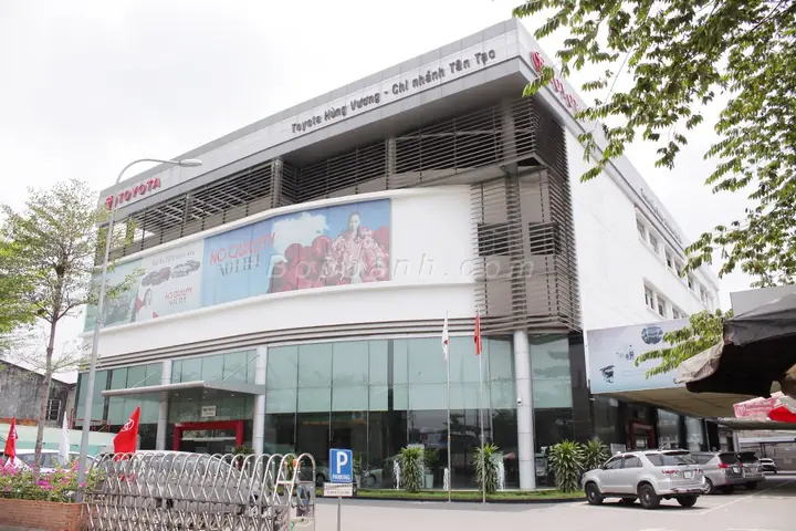 Toyota Hùng Vương Chi Nhánh Tân Tạo