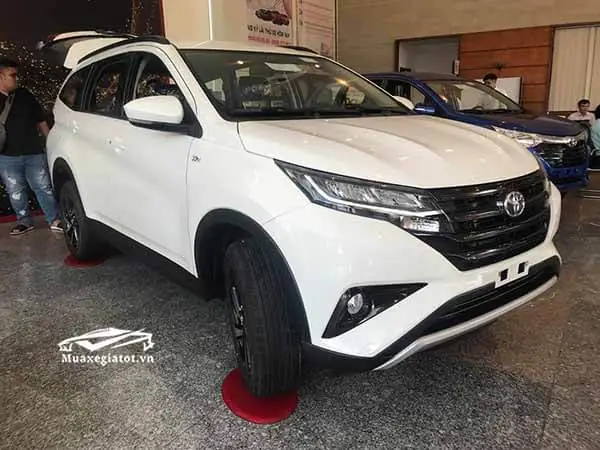 Xe Toyota Rush 7 Chỗ Giá Bao Nhiêu
